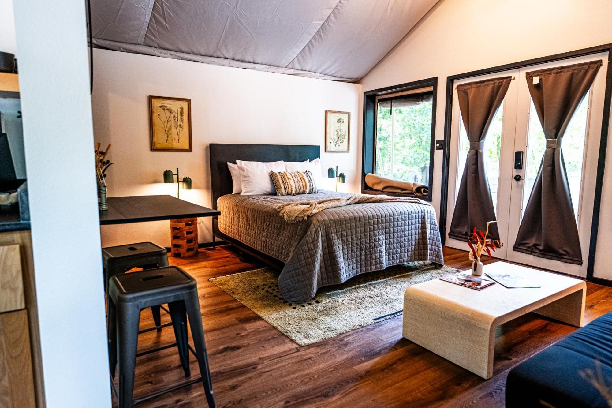Starlight Haven Hot Springs Hotel Bagian luar foto